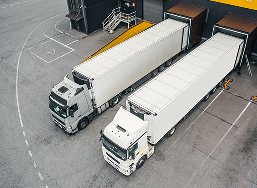搬入出のトラックの車番認識し、入稿車両管理にご活用いただけます。