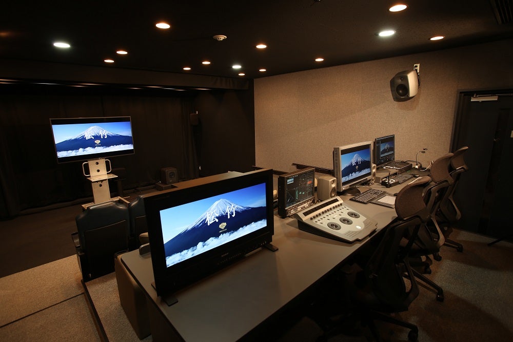 Quantel Rio 4K・Avid 4K編集・DaVinci Resolve・Quantum StorNextを内装一体で構築。